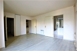 
                                                                                        Location
                                                                                         Grand studio à Levallois-Perret