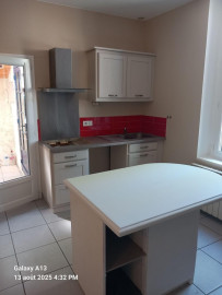 
                                                                                        Location
                                                                                         Grand studio calme et lumineux