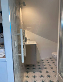 
                                                                                        Location
                                                                                         Grand studio de 26M2 rénové