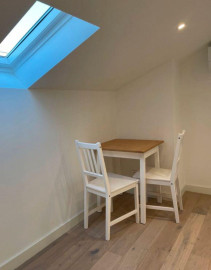 
                                                                                        Location
                                                                                         Grand studio de 26M2 rénové
