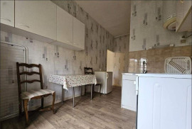 
                                                                                        Location
                                                                                         Grand studio de 31m2 rue Cassette 75006 Paris