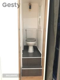 
                                                                                        Vente
                                                                                         Grand studio idéalement placé