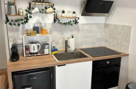 
                                                                                        Location
                                                                                         Grand studio meublé 20m² haut de gamme Bastille