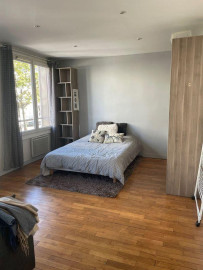 
                                                                                        Location
                                                                                         Grand Studio Meublé 26m² 10min Métro