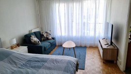 
                                                                                        Location
                                                                                         Grand studio meublé – 28 m² – Saint‑Mandé