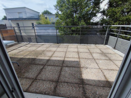 
                                                                                        Location
                                                                                         Grand studio meublé résidence sécurisée