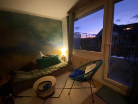 Location
Grand studio Paris Montparnasse avec parking et balcon (loyer tout inclus)