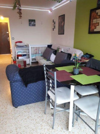 
                                                                                        Location
                                                                                         Grand studio, parking, cave, balcon