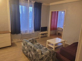 
                                                                                        Location
                                                                                         Grand studio T1 30m² meublé