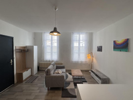 
                                                                                        Location
                                                                                         Grand T1 bis 29m2 meublé à louer