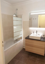 
                                                                                        Location
                                                                                         Grand T2 de 47 m2 meublé récent,terrasse, au calme