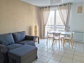 
                                                                                        Location
                                                                                         Grand T2 de 47 m2 meublé récent,terrasse, au calme