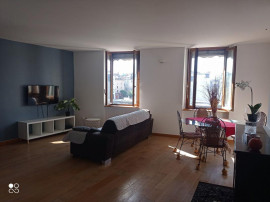 
                                                                                        Location
                                                                                         Grand T2 de 56 m2 avec vue sur les montagnes