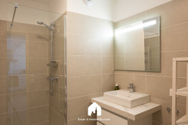 
                                                                                        Location
                                                                                         Grand T2 de standing meuble