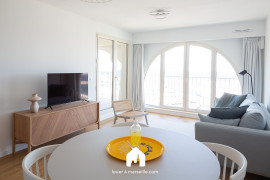 
                                                                                        Location
                                                                                         Grand T2 de standing meuble