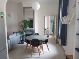 
                                                                                        Location
                                                                                         Grand T2 meublé – Vue Vieux Port