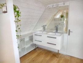 
                                                                                        Location
                                                                                         Grand T6 lumineux à Roscoff , 5 mn de la plage.