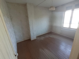 
                                                                                        Vente
                                                                                         Grande amiénoise 2 à 3 chambres, jardin