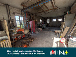 
                                                                                        Vente
                                                                                         Grande maison avec fort potentiel – Idéale commerce, gîte ou grande famille