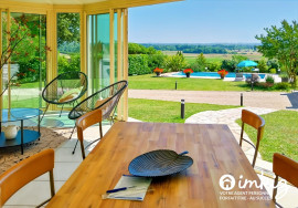 
                                                                                        Vente
                                                                                         Grande maison avec vue exceptionnelle