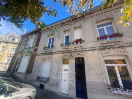 
                                                                                        Location
                                                                                         Grande maison de 90m2 situé en CENTRE-VILLE de Saint-Quentin