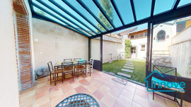 
                                                                                        Vente
                                                                                         Grande maison de ville avec jardin au coeur de Montauban