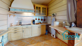 
                                                                                        Vente
                                                                                         Grande maison en bois proche de la vallée de la Dordogne