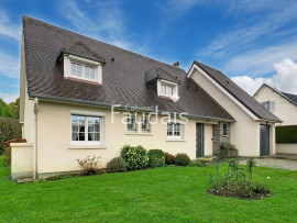 
                                                                                        Vente
                                                                                         GRANDE MAISON FAMILIALE LUMINEUSE 6 CHAMBRES