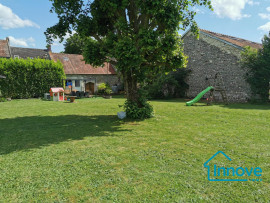 Vente
Grande propriété avec piscine à 10 min de Mantes