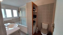 
                                                                                        Vente
                                                                                         Guerlédan proche du Lac