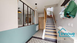 
                                                                                        Vente
                                                                                         GUILHEMERY - Maison de ville familale avec cachet