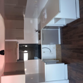 
                                                                                        Location
                                                                                         Haut de villa au calme