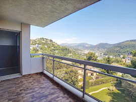 
                                                                                        Location
                                                                                         Hauteurs de Cimiez - Studio vide de 32 m2 terrasse