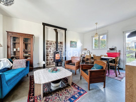 
                                                                                        Vente
                                                                                         HEBECREVON, Maison rénovée de 75m2, 2 chambres