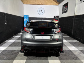 
                                                                                        Voiture
                                                                                         Honda Civic GT