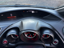 
                                                                                        Voiture
                                                                                         Honda Civic GT