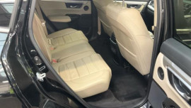 
                                                                                        Voiture
                                                                                         Honda CR-V SR