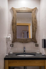 
                                                                                        Vente
                                                                                         Hôtel - Restaurant de charme à vendre à Signy L'Abbaye - Ardennes