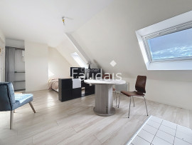 
                                                                                        Vente
                                                                                         HYPER CENTRE-VILLE DE SAINT-LO