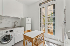 Location
ID 430 - Cité de l'Alma (loyer tout inclus)