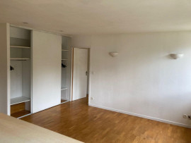 
                                                                                        Location
                                                                                         Idéal Coloc F3 + Parking, Eaux Claires Libération