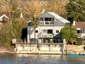 
                                                                                        Vente
                                                                                         Ile privée Vaux sur Seine