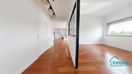 
                                                                                        Vente
                                                                                         Ile privée Vaux sur Seine