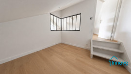
                                                                                        Vente
                                                                                         Ile privée Vaux sur Seine