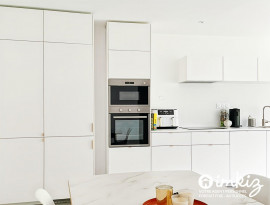 
                                                                                        Vente
                                                                                         Immeuble mixte de 240 m² centre historique d'Auray