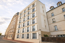 
                                                                                        Vente
                                                                                         Investissement locatif - studio 4e avec balcon