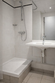 
                                                                                        Vente
                                                                                         Investissement locatif - studio Paris 11e