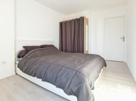 
                                                                                        Vente
                                                                                         Ivry-sur-Seine  4P rénové avec balcon et parking
