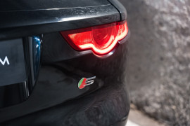 
                                                                                        Voiture
                                                                                         Jaguar F-Type S Cabriolet V6 3.0 380