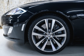 
                                                                                        Voiture
                                                                                         Jaguar XK R (2) V8 5.0 510